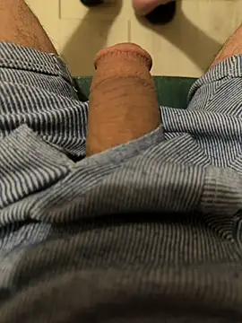 Snapshot of Mamio26 chatting on 10/05/25, 07:01 Mamio26 online show from 10/05/25, 07:01