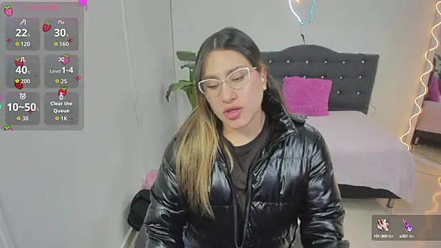 saaya tay online show from 09/15/25, 03:06