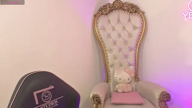 saaya tay online show from 11/15/25, 03:15