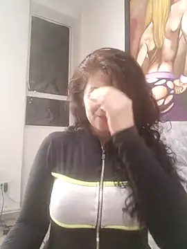 Snapshot of lunadicty chatting on 03/20/25, 11:02 lunadicty online show from 03/20/25, 11:02