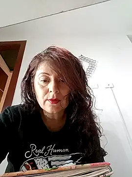 lunadicty online show from 11/26/25, 11:06