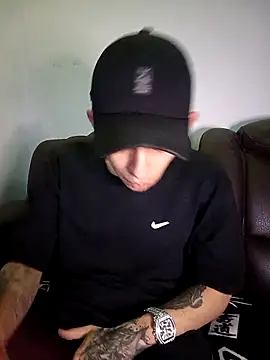 Snapshot of Chris__Jones chatting on 02/06/26, 12:04 Chris Jones online show from 02/06/26, 12:04