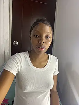 Meegannhill online show from 11/13/25, 12:37