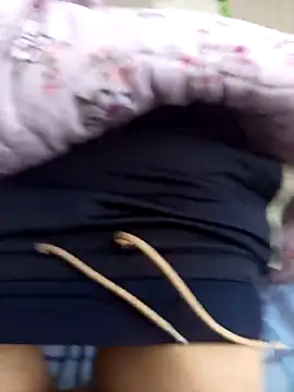 Snapshot of leona633 chatting on 11/09/25, 12:36 leona633 online show from 11/09/25, 12:36