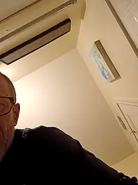 moasslicker online show from 03/20/25, 09:04