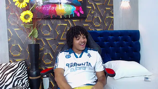 black king 241 online show from 10/13/25, 02:33