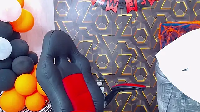 black king 241 online show from 10/29/25, 02:14