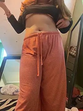 bankruptbabe online show from 12/22/25, 07:22