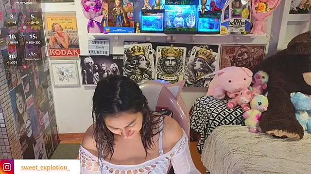 Snapshot of sweet-temptation_ chatting on 05/25/26, 03:34 sweet-temptation online show from 05/25/26, 03:34