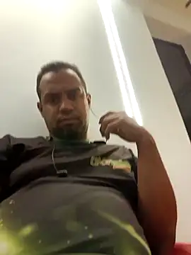 elnegro707070 online show from 11/25/25, 01:05