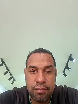 elnegro707070 online show from 02/19/26, 11:39