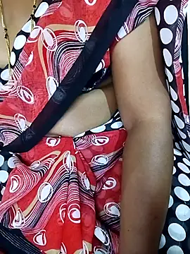 Snapshot of tamiltady chatting on 09/11/25, 09:48 tamiltady online show from 09/11/25, 09:48