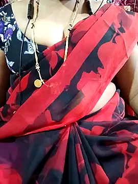 Snapshot of tamiltady chatting on 09/15/25, 06:19 tamiltady online show from 09/15/25, 06:19