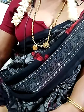 Snapshot of tamiltady chatting on 09/21/25, 09:38 tamiltady online show from 09/21/25, 09:38