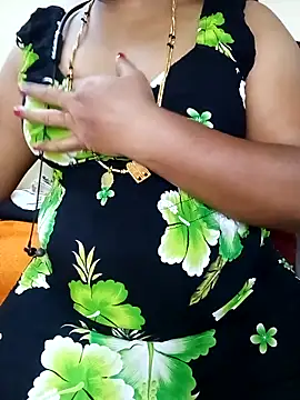 Snapshot of tamiltady chatting on 09/23/25, 02:20 tamiltady online show from 09/23/25, 02:20