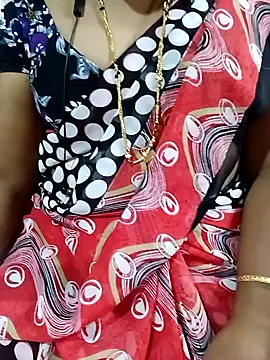 Snapshot of tamiltady chatting on 10/02/25, 05:31 tamiltady online show from 10/02/25, 05:31