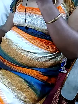 Snapshot of tamiltady chatting on 10/11/25, 06:01 tamiltady online show from 10/11/25, 06:01