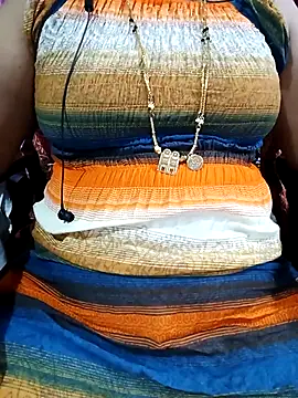 Snapshot of tamiltady chatting on 10/17/25, 05:37 tamiltady online show from 10/17/25, 05:37