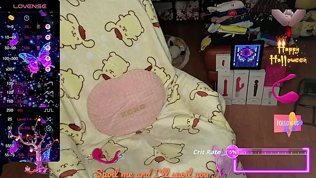 Snapshot of w3tkittty chatting on 10/31/25, 03:51 w3tkittty online show from 10/31/25, 03:51