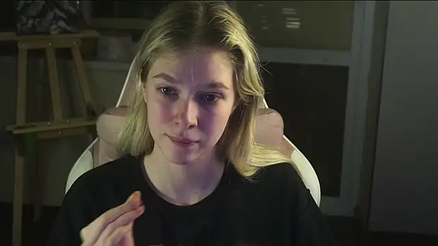 Snapshot of nethasim chatting on 03/22/25, 06:36 nethasim online show from 03/22/25, 06:36