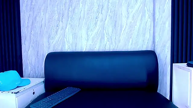 Matt Ruso online show from 09/11/25, 07:14