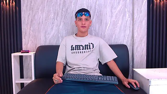 Matt Ruso online show from 09/22/25, 06:32