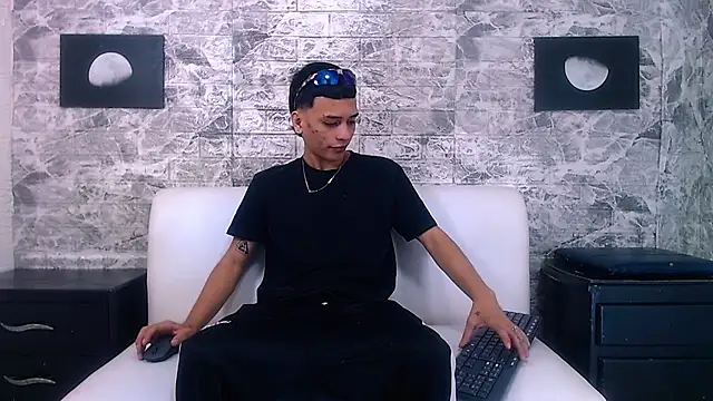 Matt Ruso online show from 10/09/25, 05:55