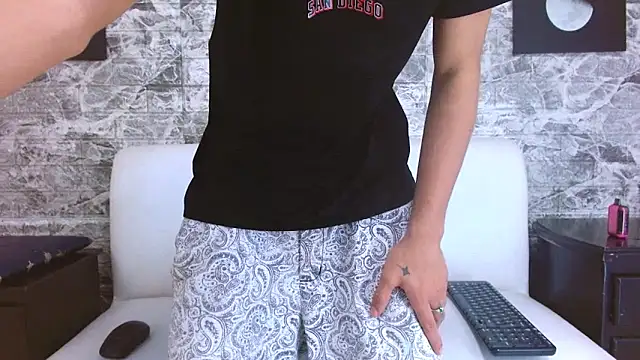 Matt Ruso online show from 10/14/25, 05:58