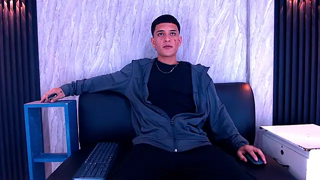 Matt Ruso online show from 10/23/25, 03:39