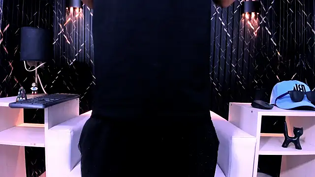 Matt Ruso online show from 10/26/25, 03:34