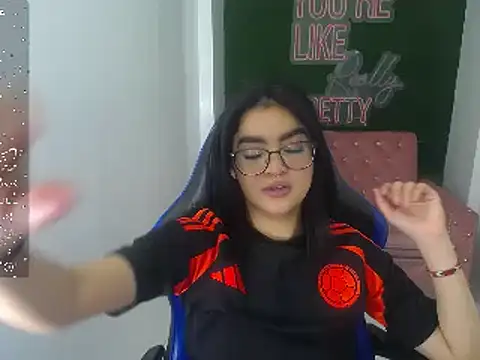 Snapshot of clementine_t chatting on 09/10/25, 02:55 clementine t online show from 09/10/25, 02:55