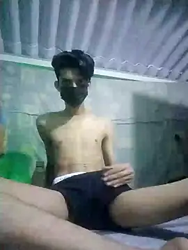 Snapshot of HannanKhan25 chatting on 09/19/25, 07:47 HannanKhan25 online show from 09/19/25, 07:47