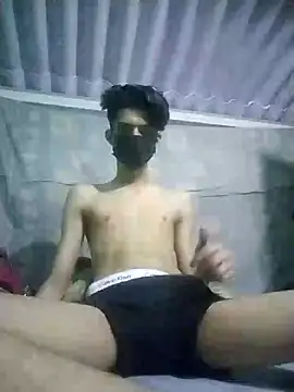 Snapshot of HannanKhan25 chatting on 09/30/25, 01:49 HannanKhan25 online show from 09/30/25, 01:49