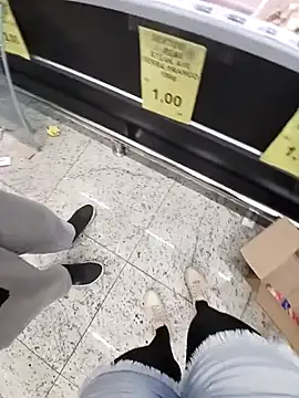 Snapshot of fuck_couple69 chatting on 09/26/25, 04:44 fuck couple69 online show from 09/26/25, 04:44