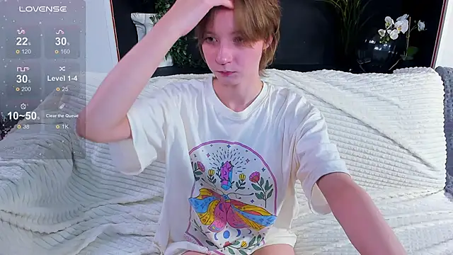 Snapshot of just_suka chatting on 09/14/25, 03:22 just suka online show from 09/14/25, 03:22