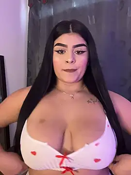 Snapshot of Kariina__69 chatting on 07/09/26, 06:34 Kariina 69 online show from 07/09/26, 06:34