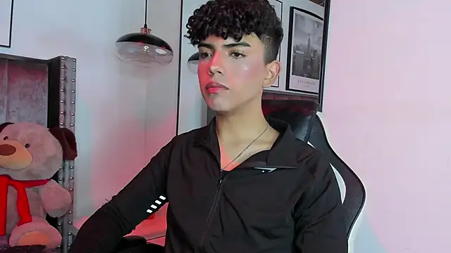 Niick Twink online show from 09/15/25, 07:36