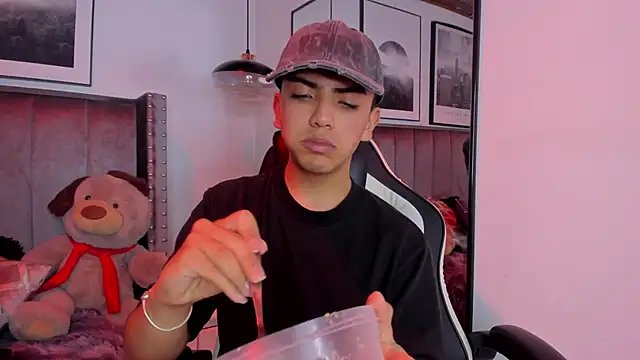 Niick Twink online show from 09/19/25, 07:47