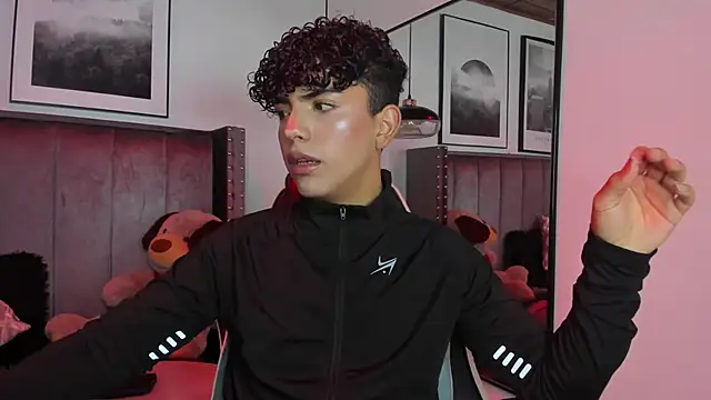 Niick Twink online show from 09/23/25, 07:39