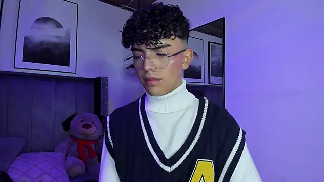 Niick Twink online show from 09/26/25, 08:02