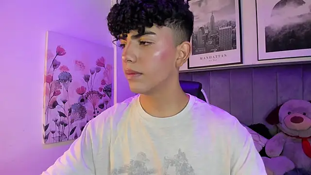 Niick Twink online show from 10/15/25, 07:25