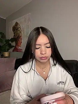 Cristina pinkk online show from 12/15/25, 04:06