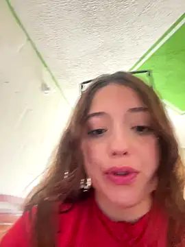 Snapshot of Baby__Otaku chatting on 10/21/25, 03:57 Baby  Otaku online show from 10/21/25, 03:57