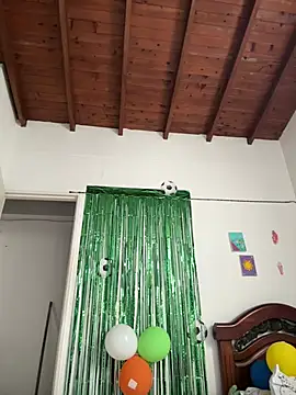 Mia  Gray online show from 06/19/26, 05:06