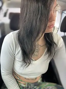 MeekyRich online show from 10/22/25, 03:29