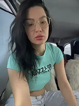 MeekyRich online show from 12/15/25, 03:22