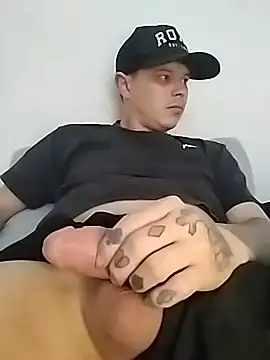 Snapshot of erickdlima1 chatting on 10/22/25, 01:00 erickdlima1 online show from 10/22/25, 01:00