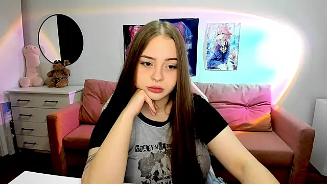 Snapshot of mistress_lain chatting on 10/29/25, 04:09 mistress lain online show from 10/29/25, 04:09