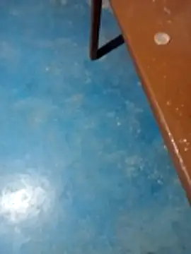 Snapshot of luuiss12 chatting on 12/17/25, 09:15 luuiss12 online show from 12/17/25, 09:15