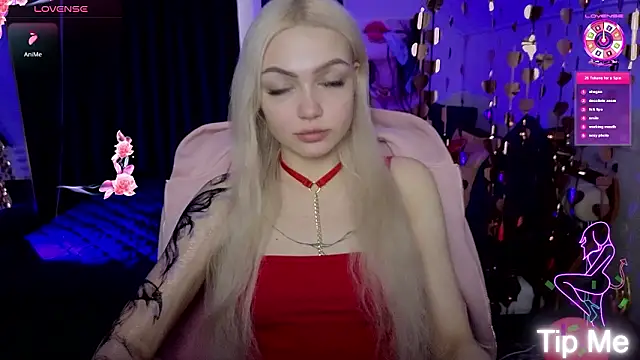 LinaLirian online show from 03/25/26, 10:10